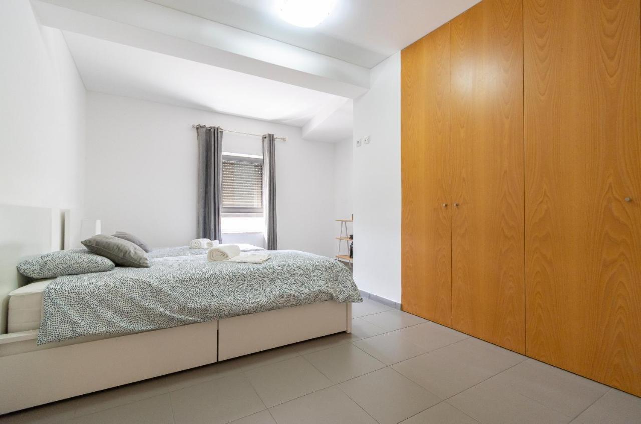 פורטימאו Amazing Sea View Apartment Praia Da Rocha מראה חיצוני תמונה