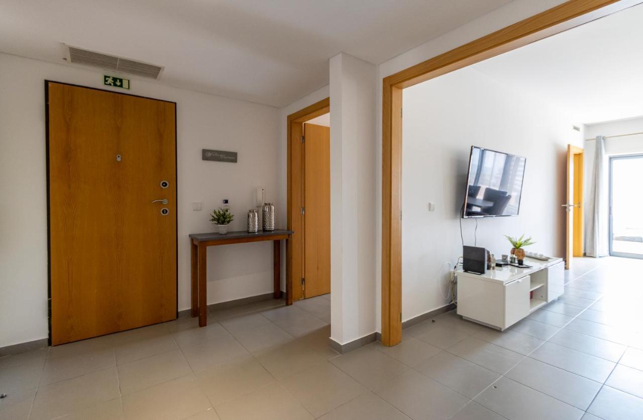 פורטימאו Amazing Sea View Apartment Praia Da Rocha מראה חיצוני תמונה